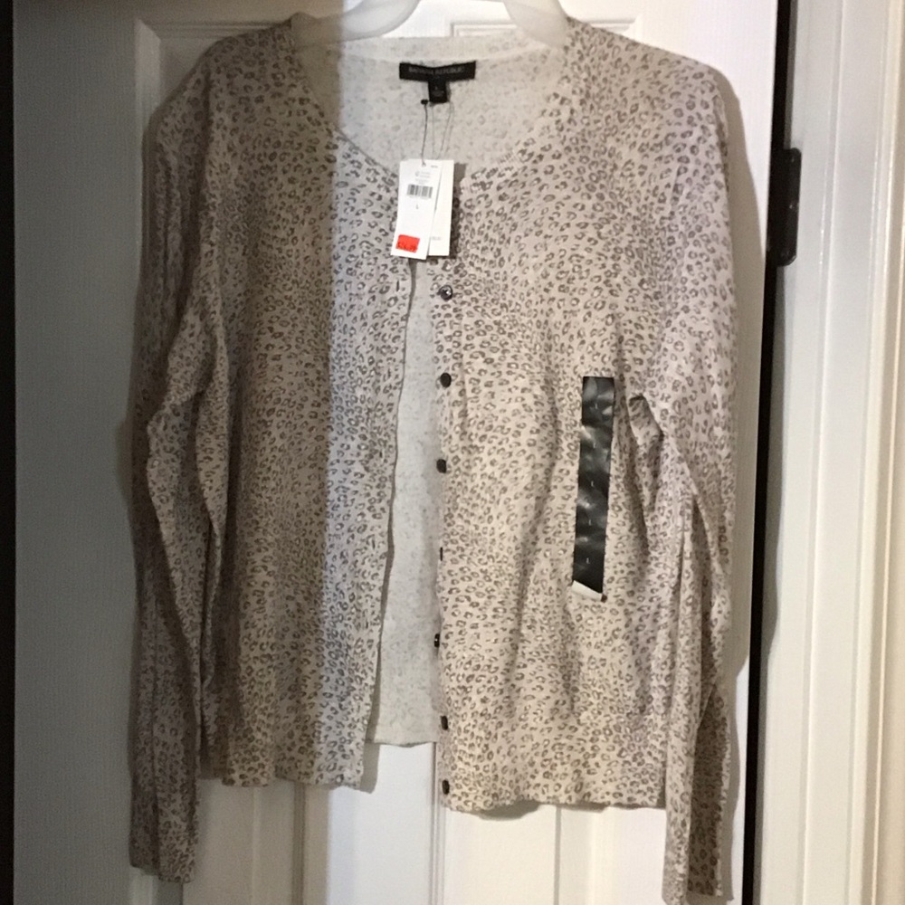 Banana Republic Factory Beige Leopard Cardigan